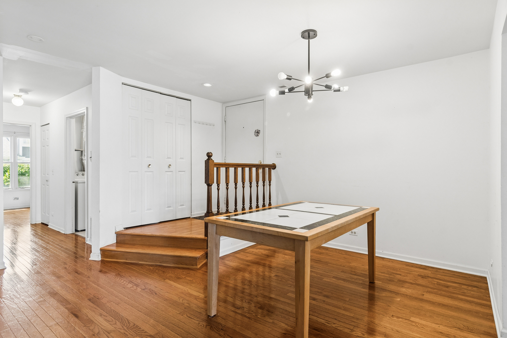 1411 Wentworth Court Unit: 1411