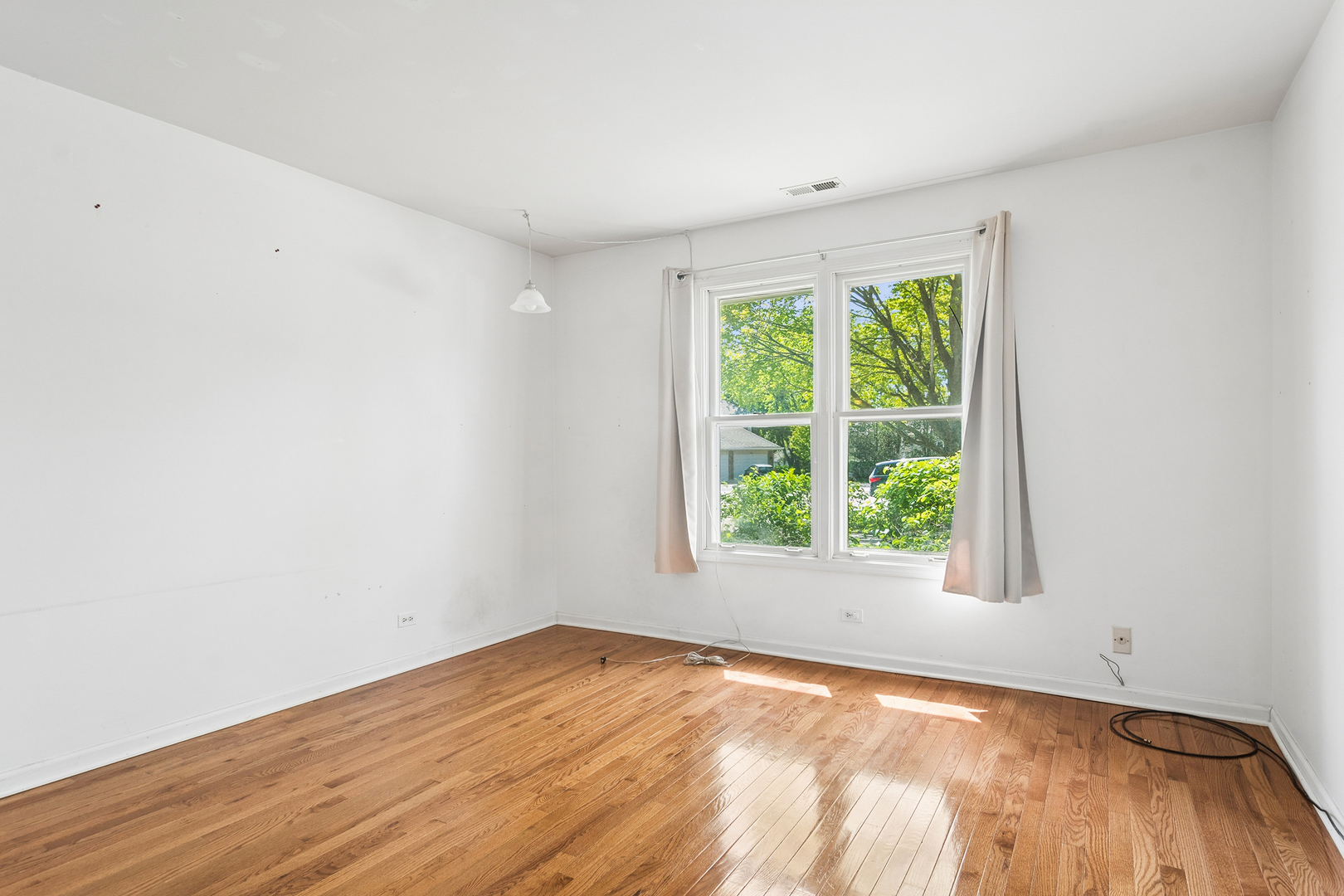 1411 Wentworth Court Unit: 1411