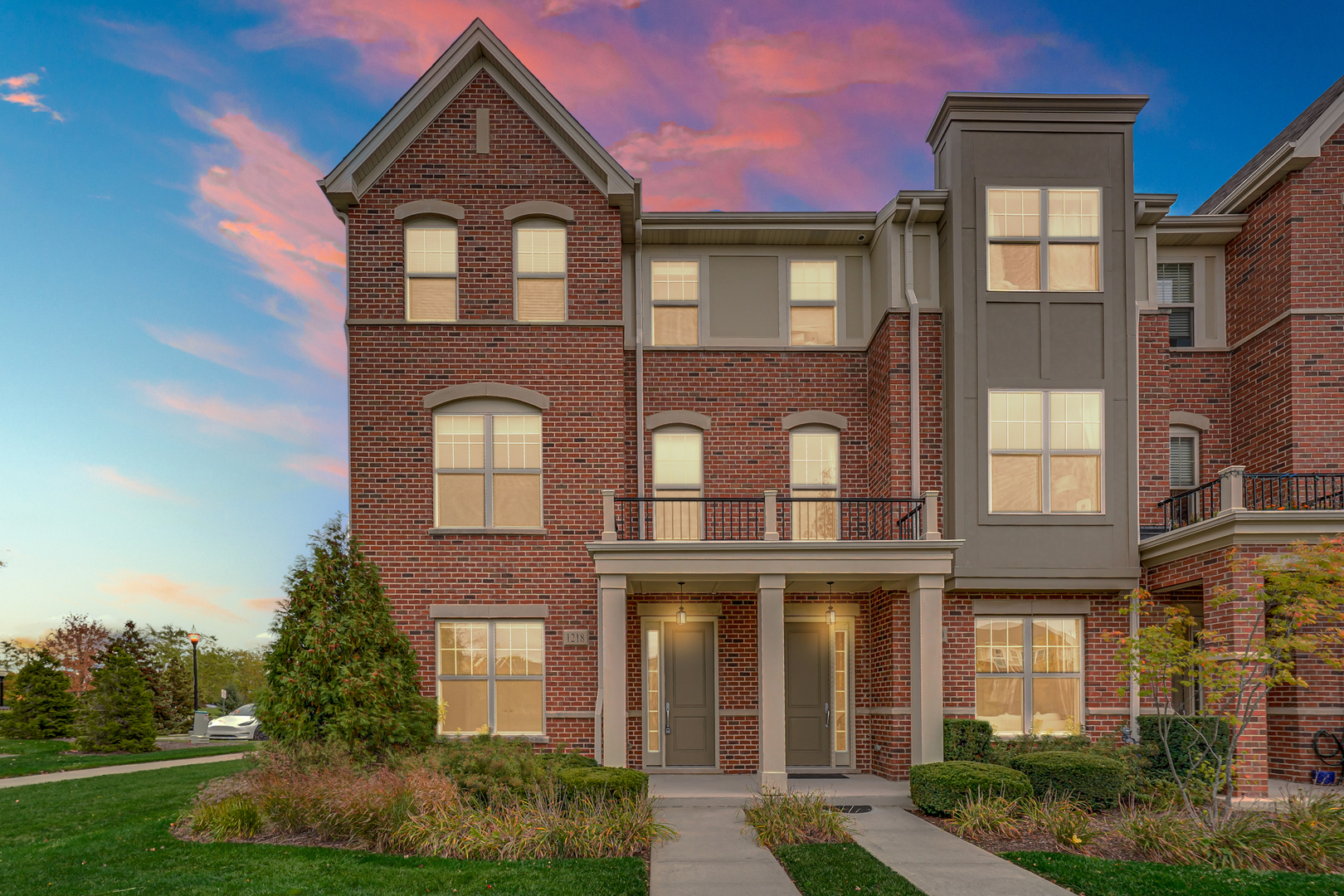 1218 Byrne Boulevard Unit: 1