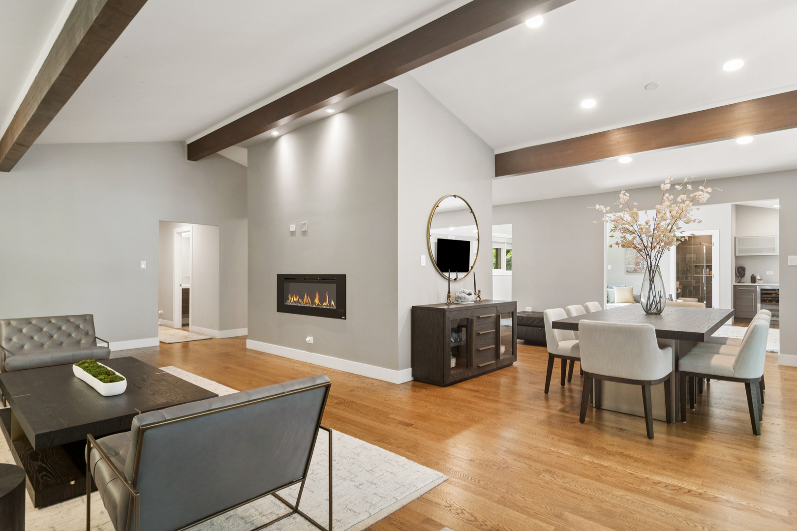 28 LANCASTER Lane