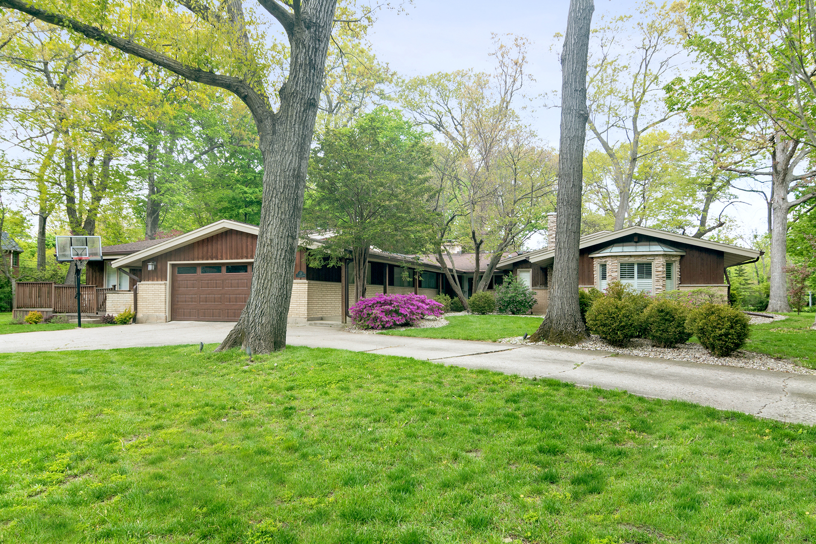 28 LANCASTER Lane