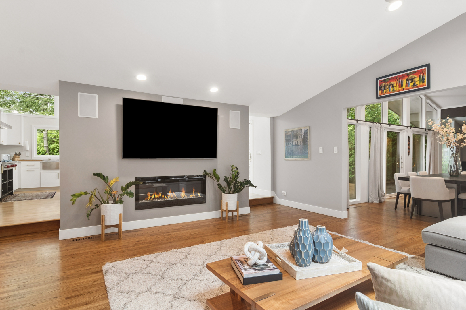 28 LANCASTER Lane