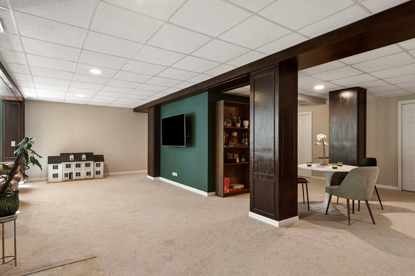 6275 Murifield Drive