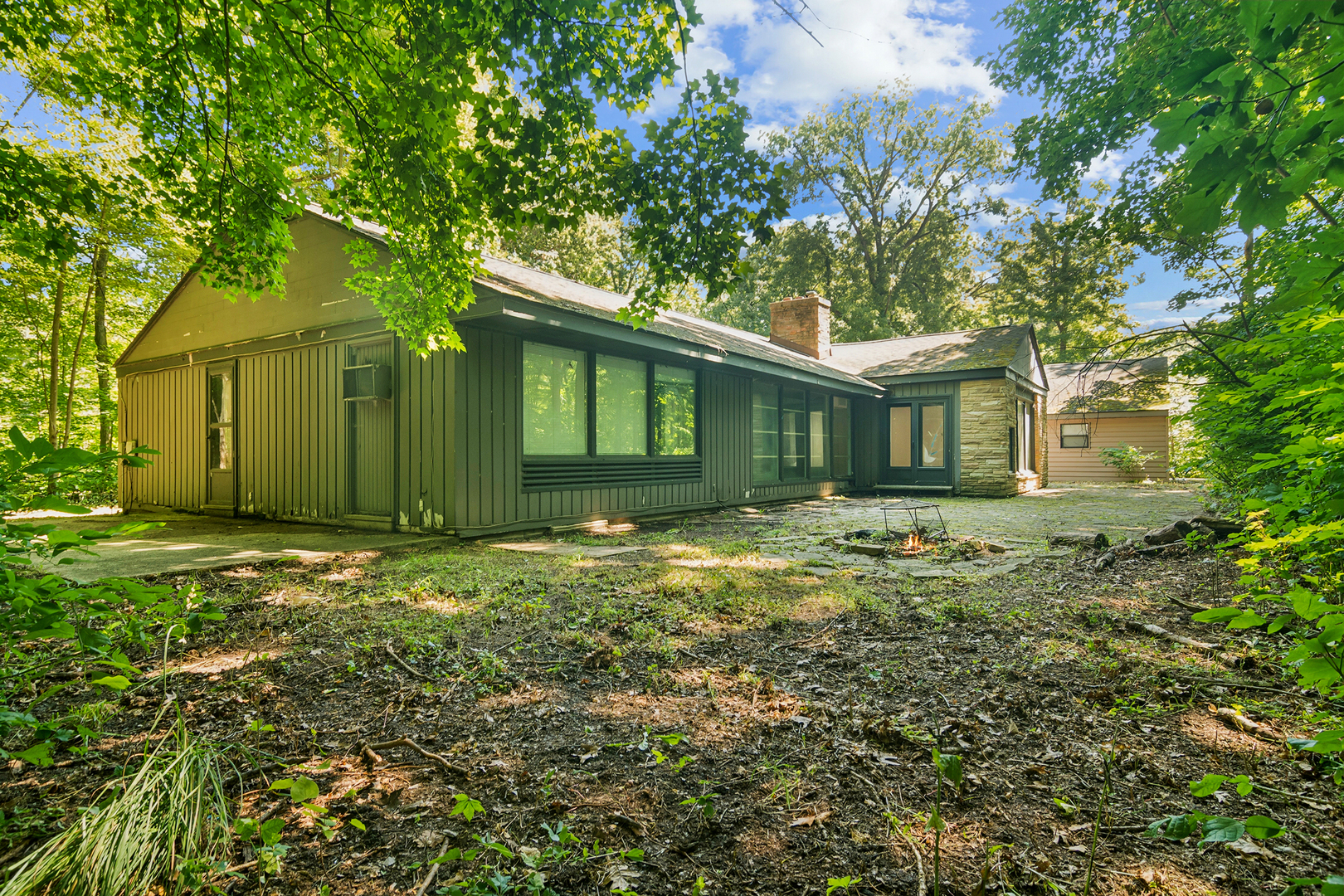 3195 Deerfield Road