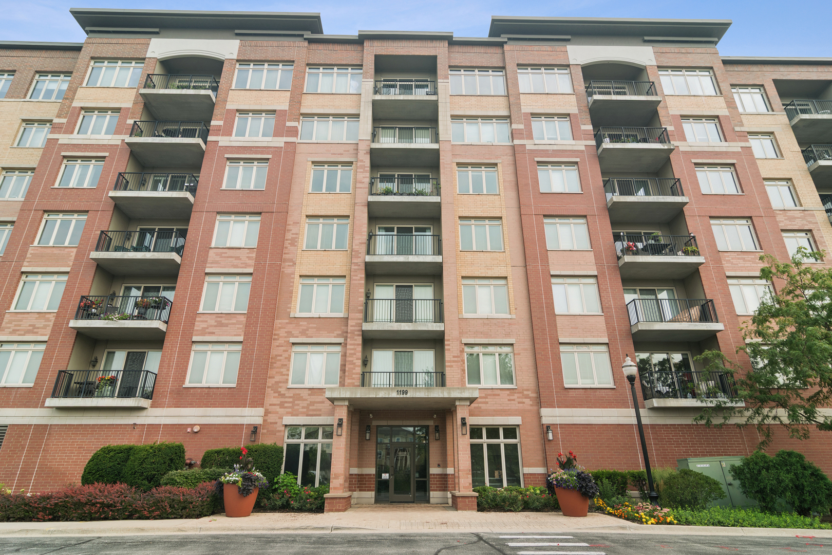 1199 E Port Clinton Road Unit: 711