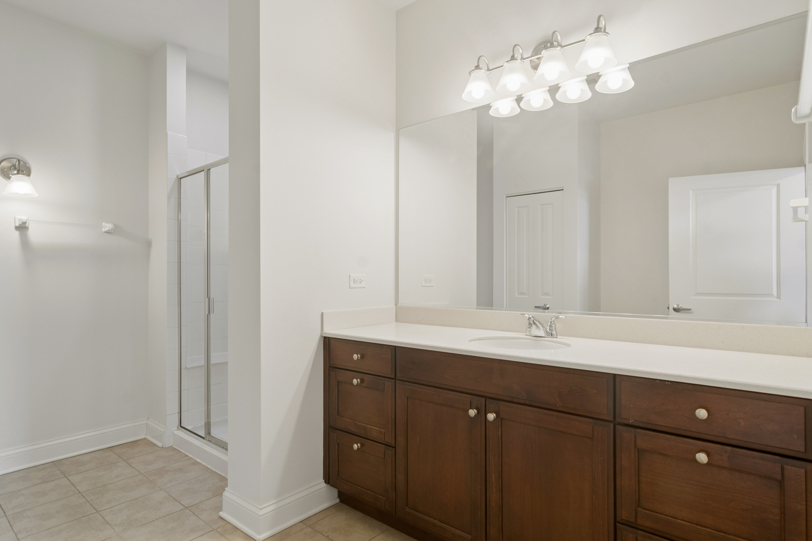 1199 E Port Clinton Road Unit: 711