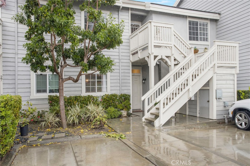 23 Dover Place Unit: 23