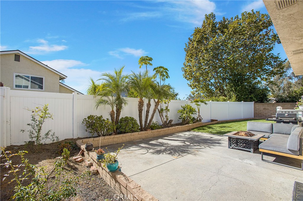 31982 Pleasant Glen Road