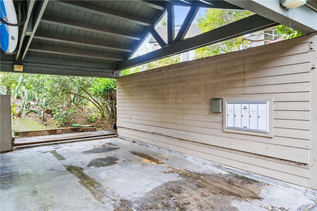 24431 Stonehill Drive