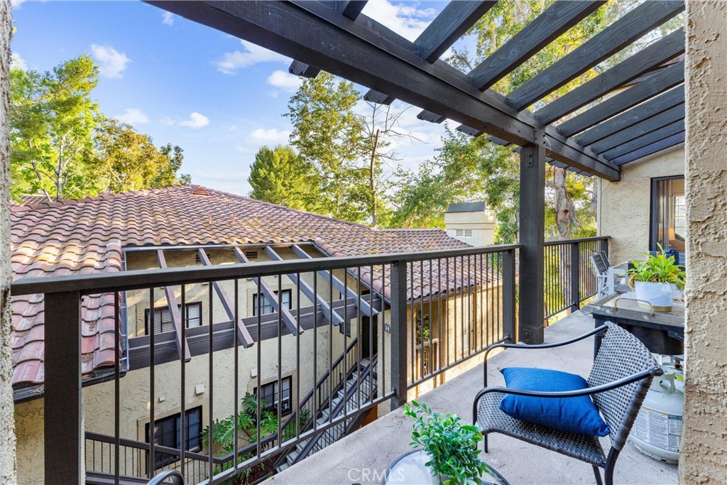 25521 Indian Hill Lane L