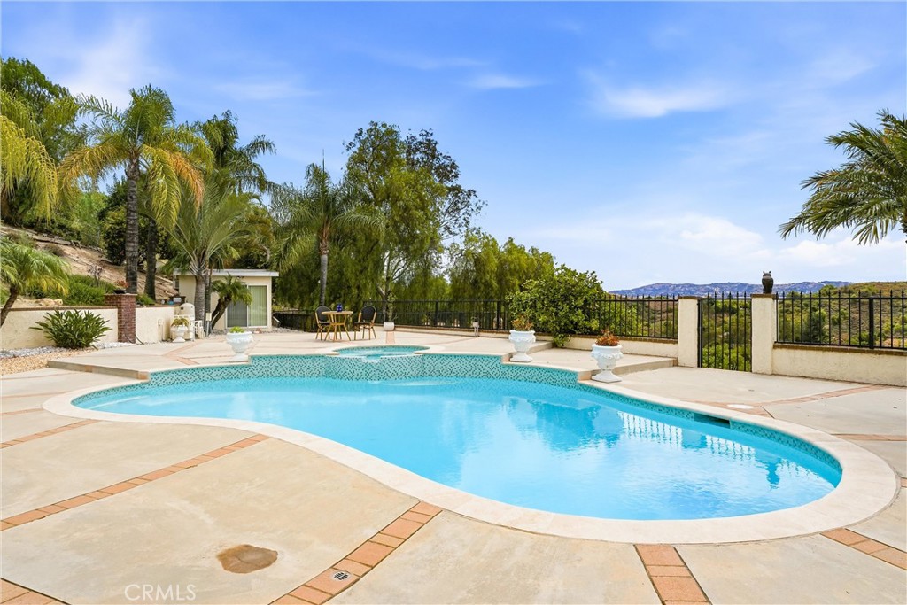 19704 Saddlecrest