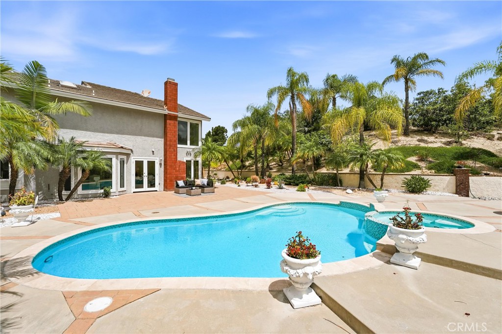 19704 Saddlecrest