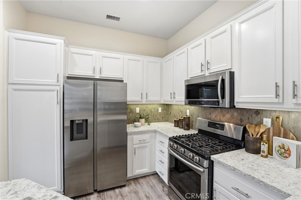 3407 S Main L