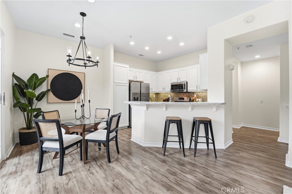3407 S Main L