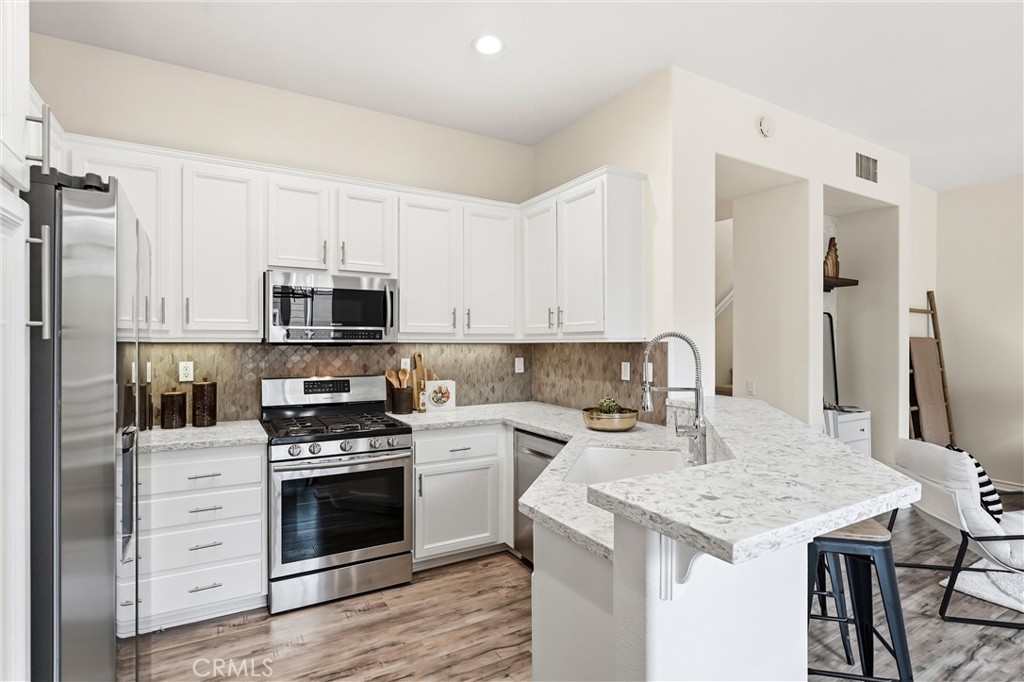 3407 S Main L