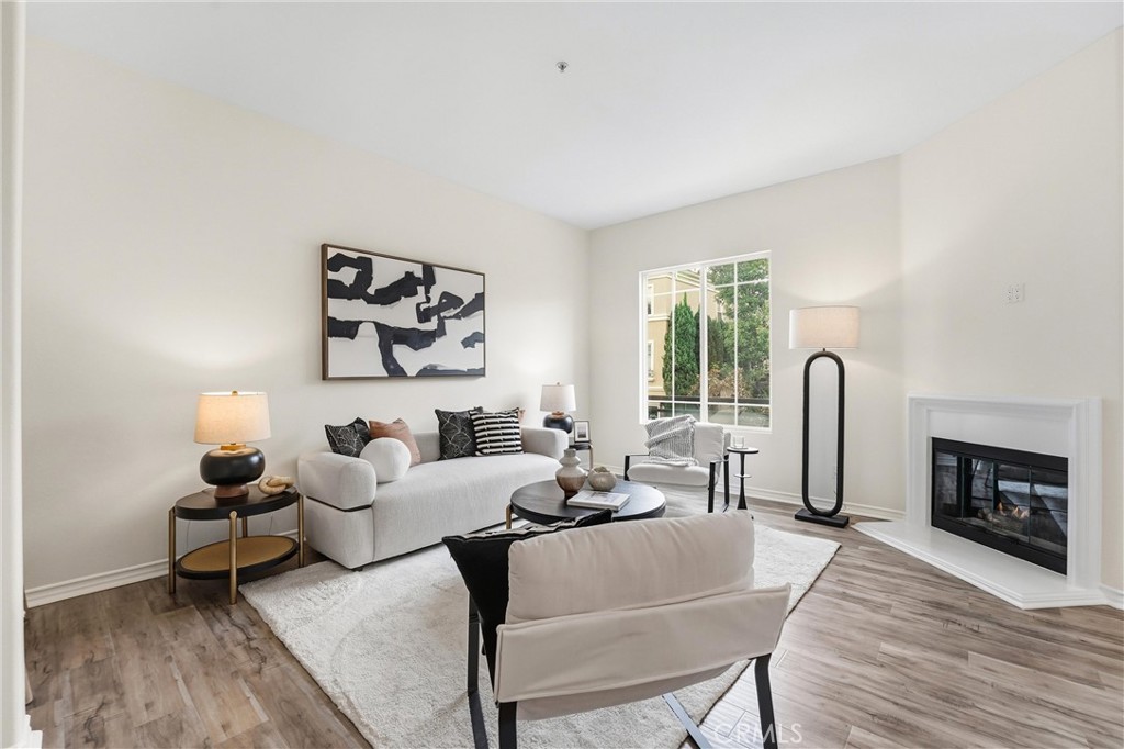 3407 S Main L
