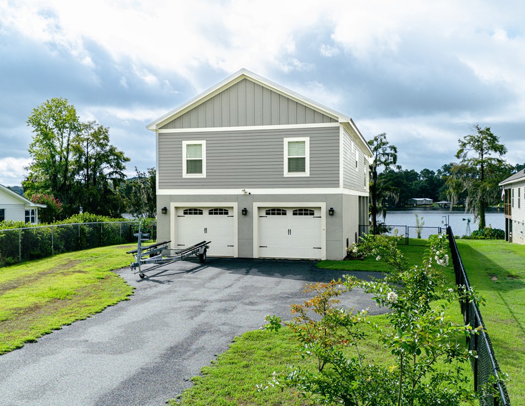 475 N Cedar Creek Rd