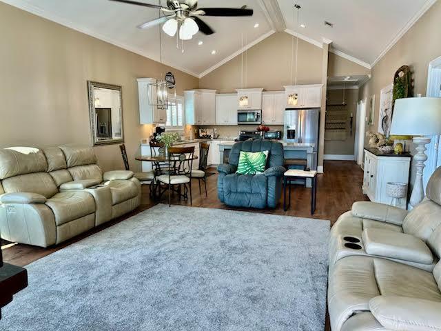 475 N Cedar Creek Rd