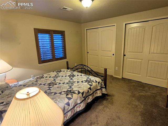 7619 Eagle Feather Point