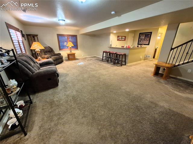 7619 Eagle Feather Point