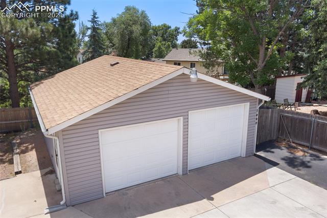 7009 Sequoyah Way