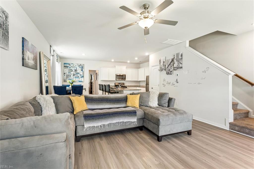 1519 Auckland CT