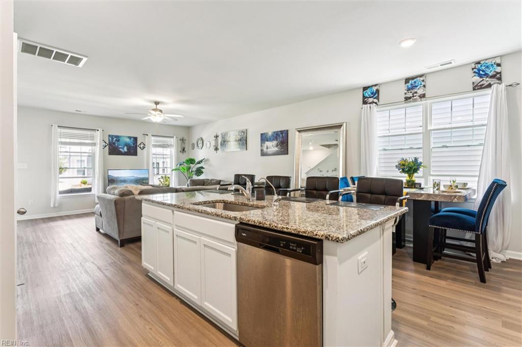 1519 Auckland CT