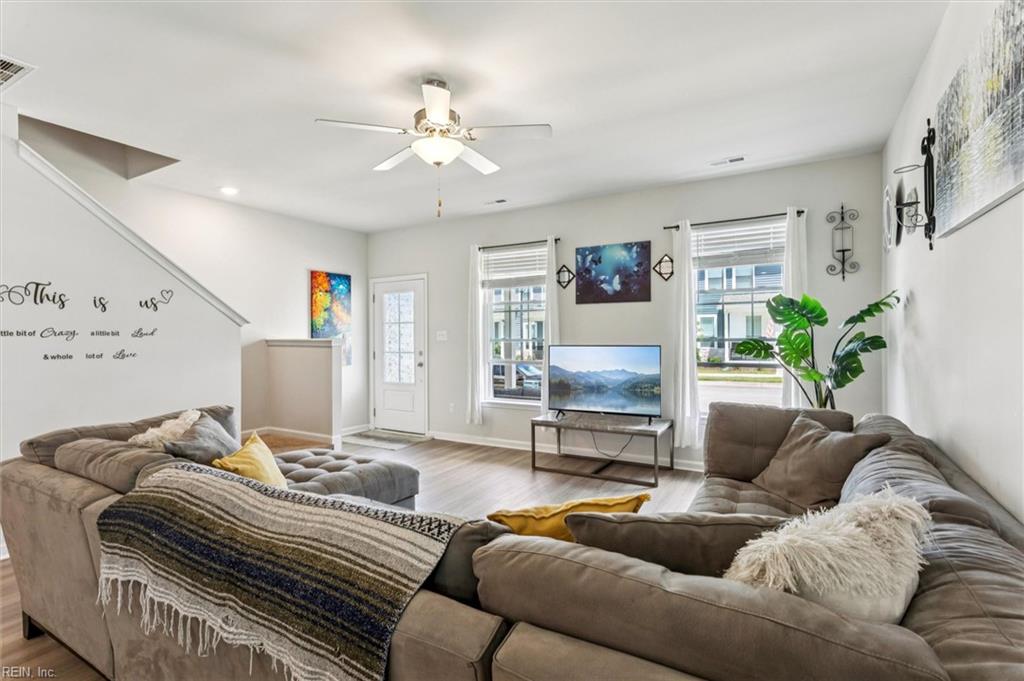 1519 Auckland CT