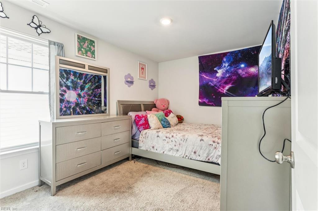 1519 Auckland CT