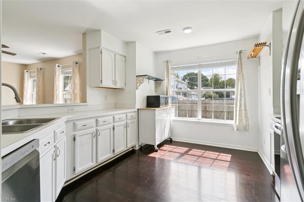 113 Boeing AVE