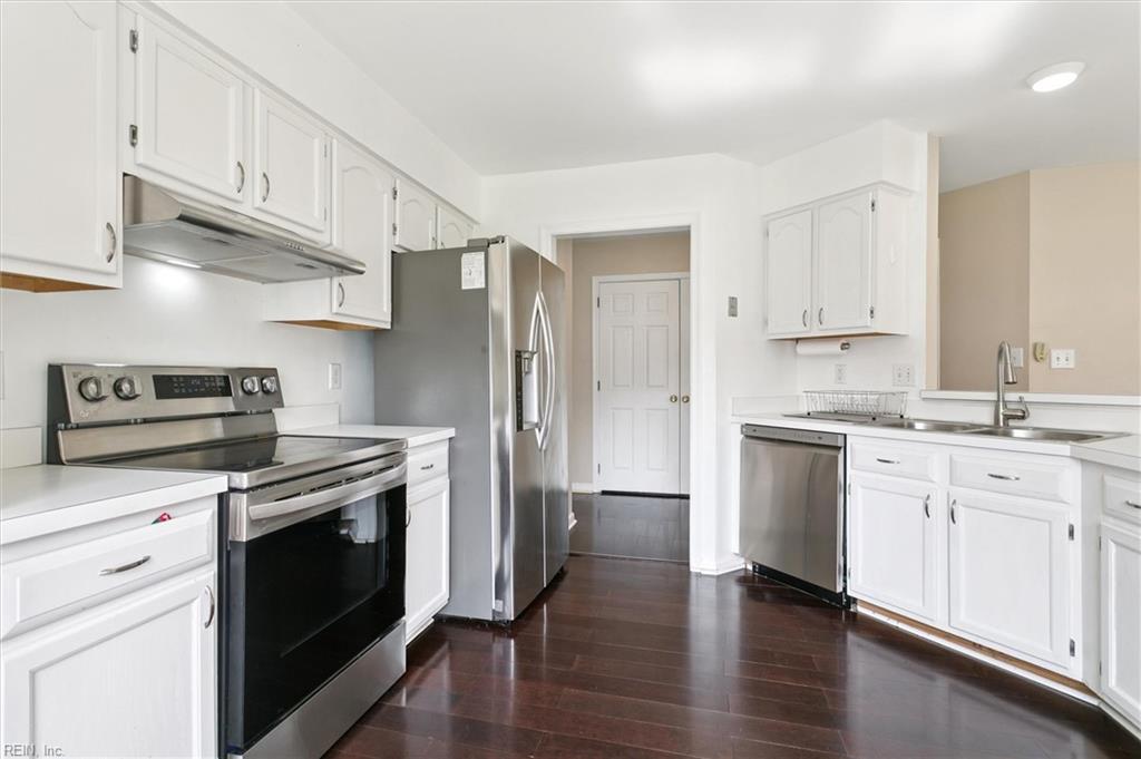 113 Boeing AVE