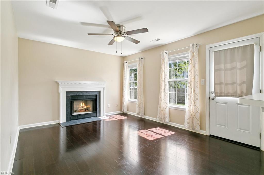 113 Boeing AVE