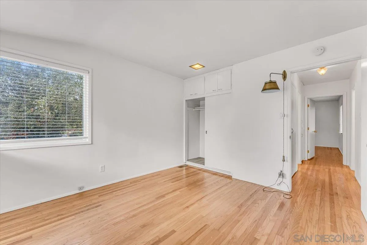 1222 Oak Dr