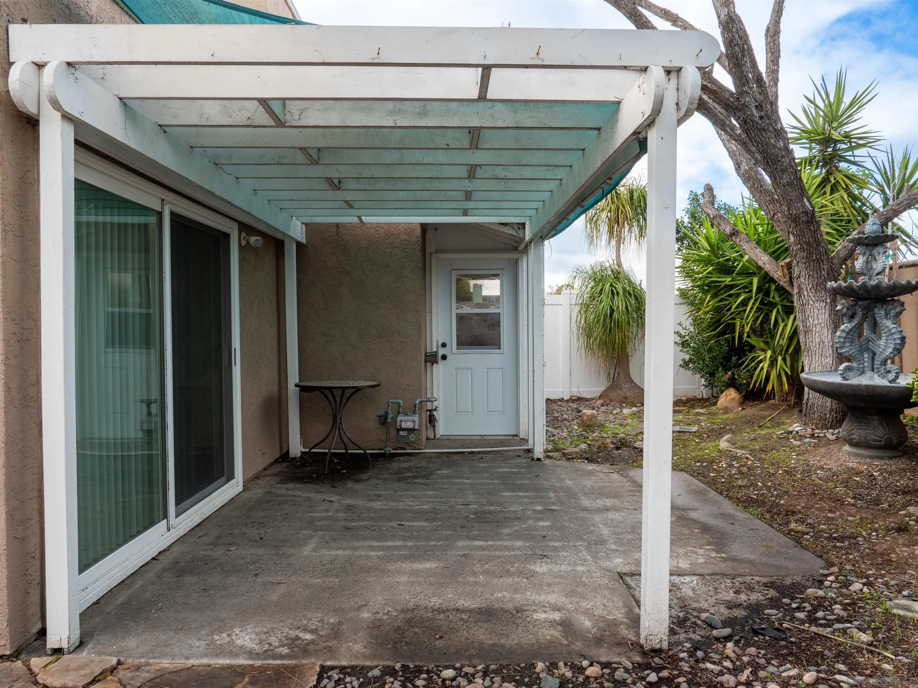44511 La Paz Rd