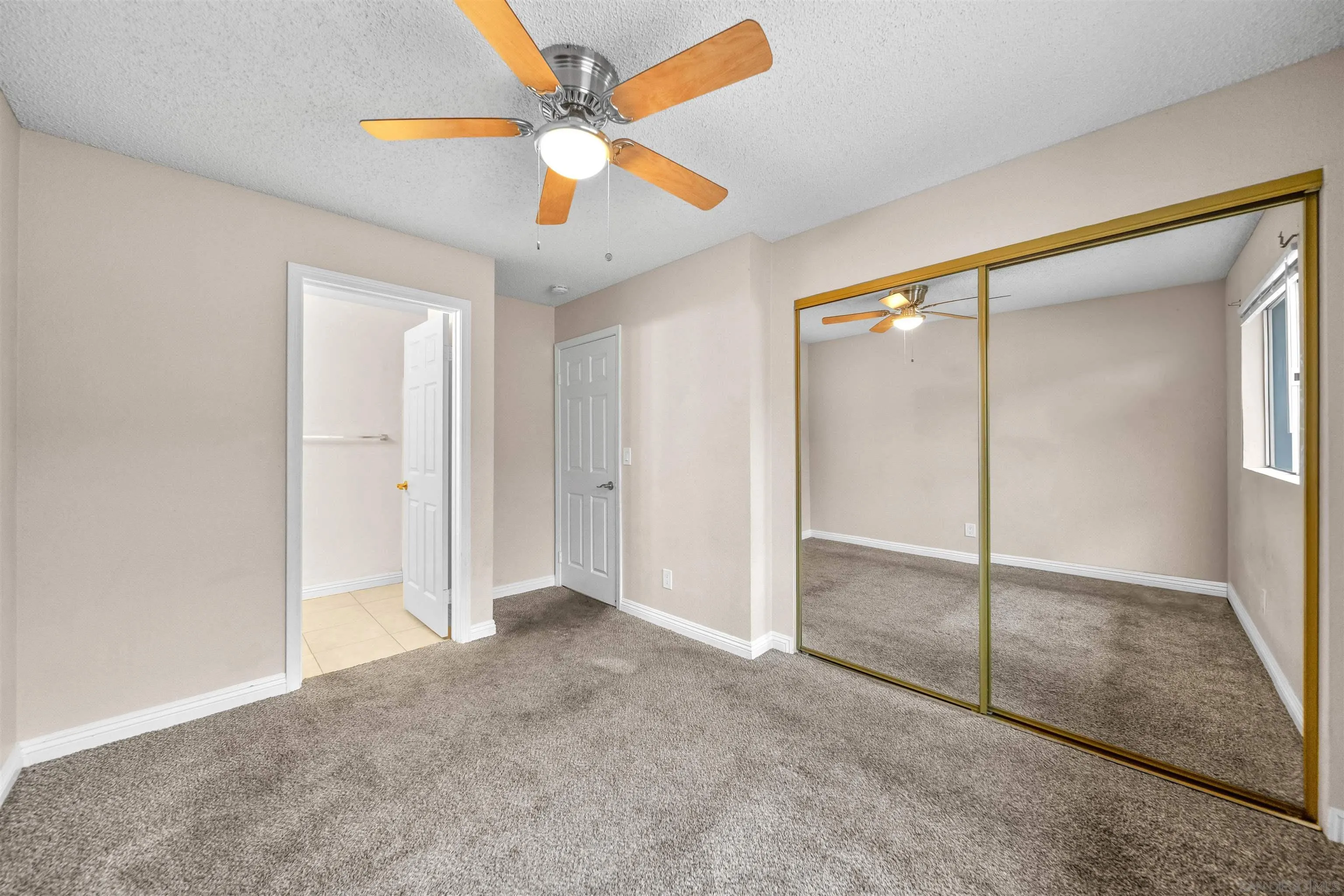 250 50th St Unit: 36