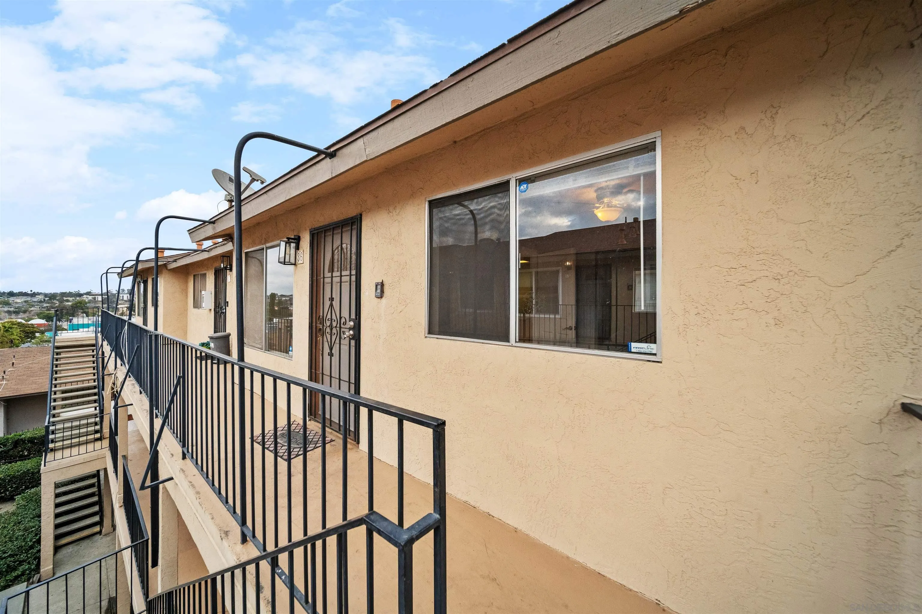 250 50th St Unit: 36