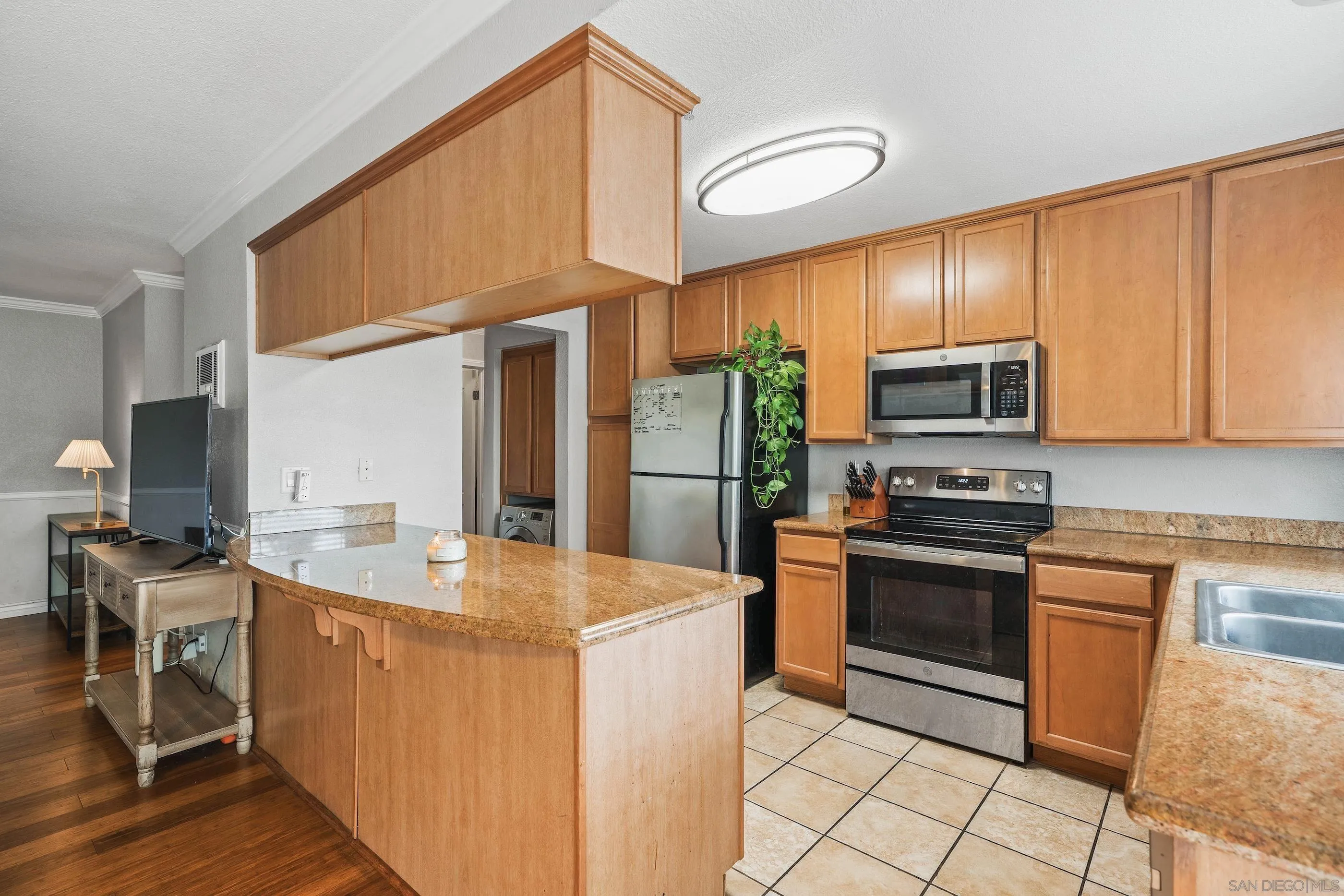 615 Fredricks Ave Unit 145