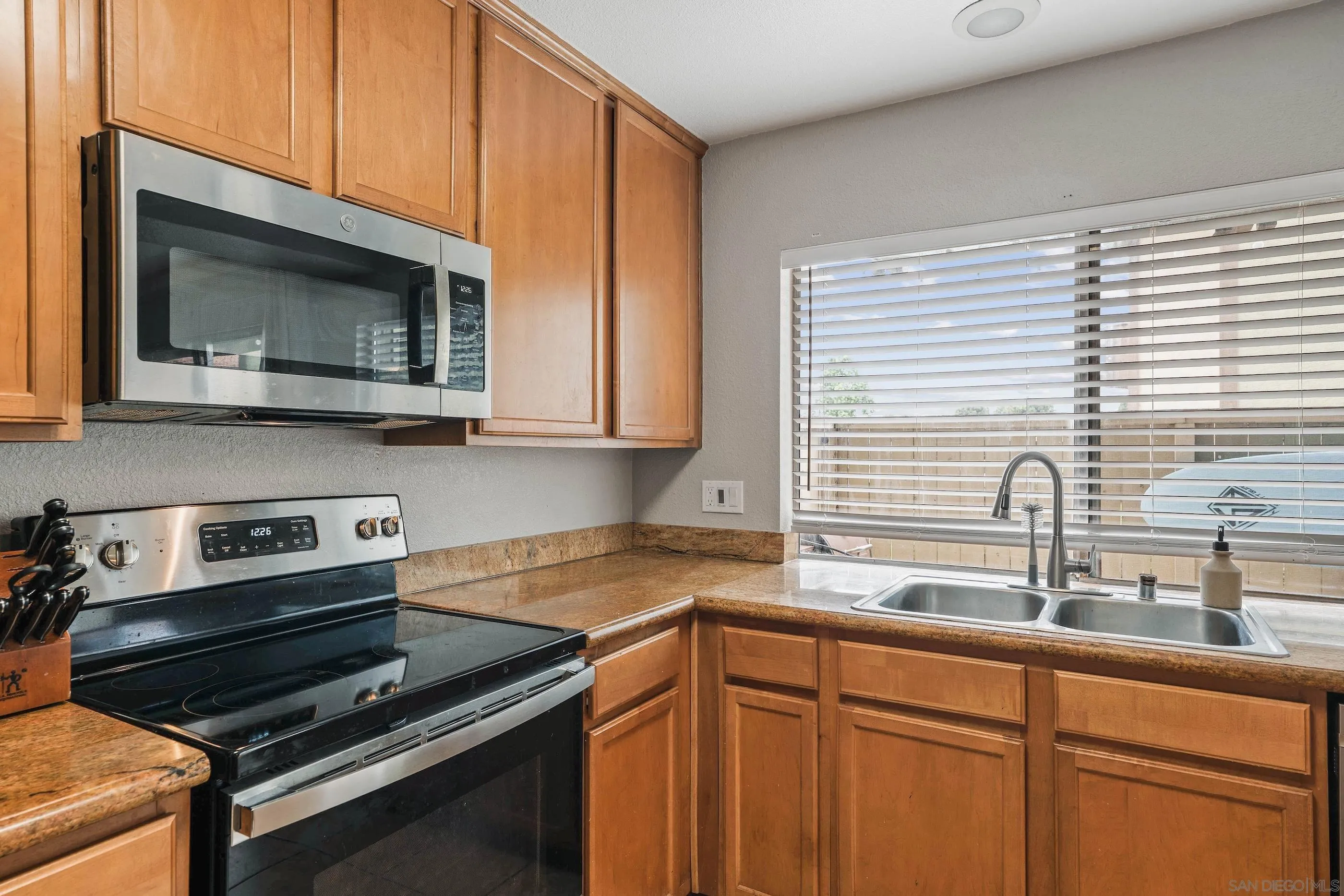 615 Fredricks Ave Unit 145