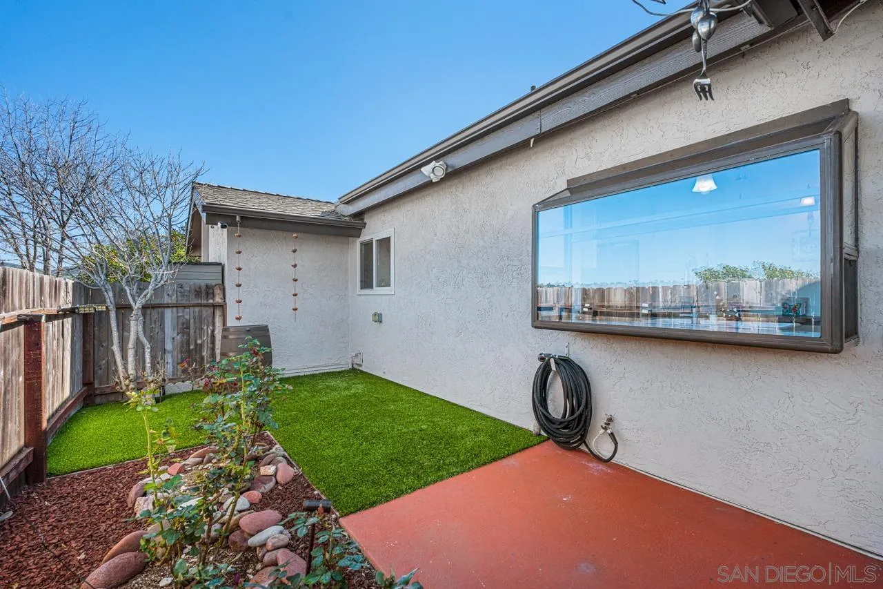 724 Nob Circle