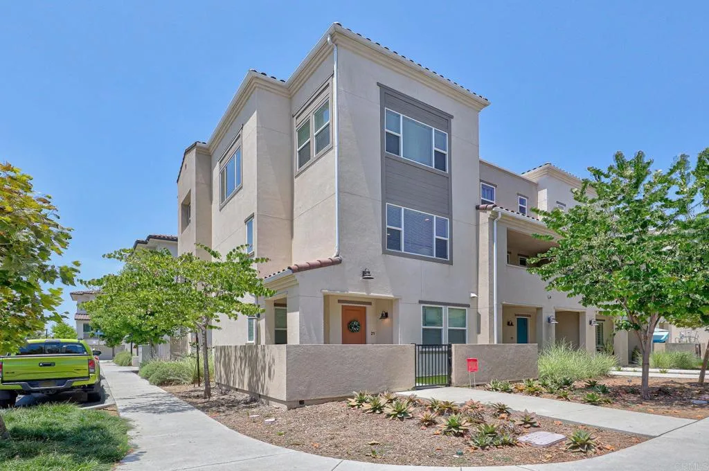 1270 Paseo Sea Breeze Unit 21