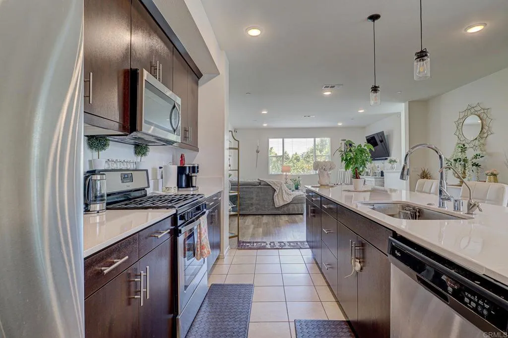 1270 Paseo Sea Breeze Unit 21