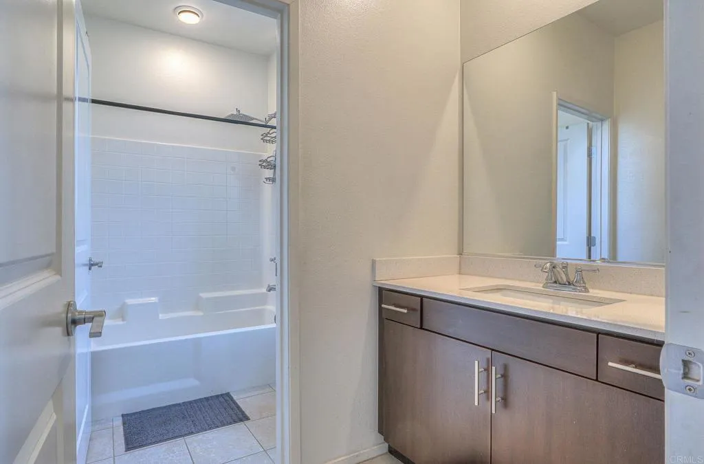 1270 Paseo Sea Breeze Unit 21
