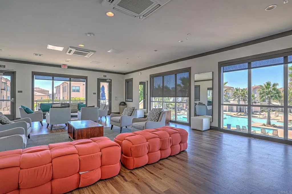 1270 Paseo Sea Breeze Unit 21
