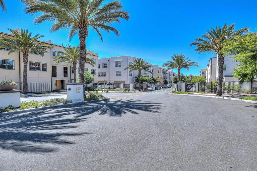 1270 Paseo Sea Breeze Unit 21