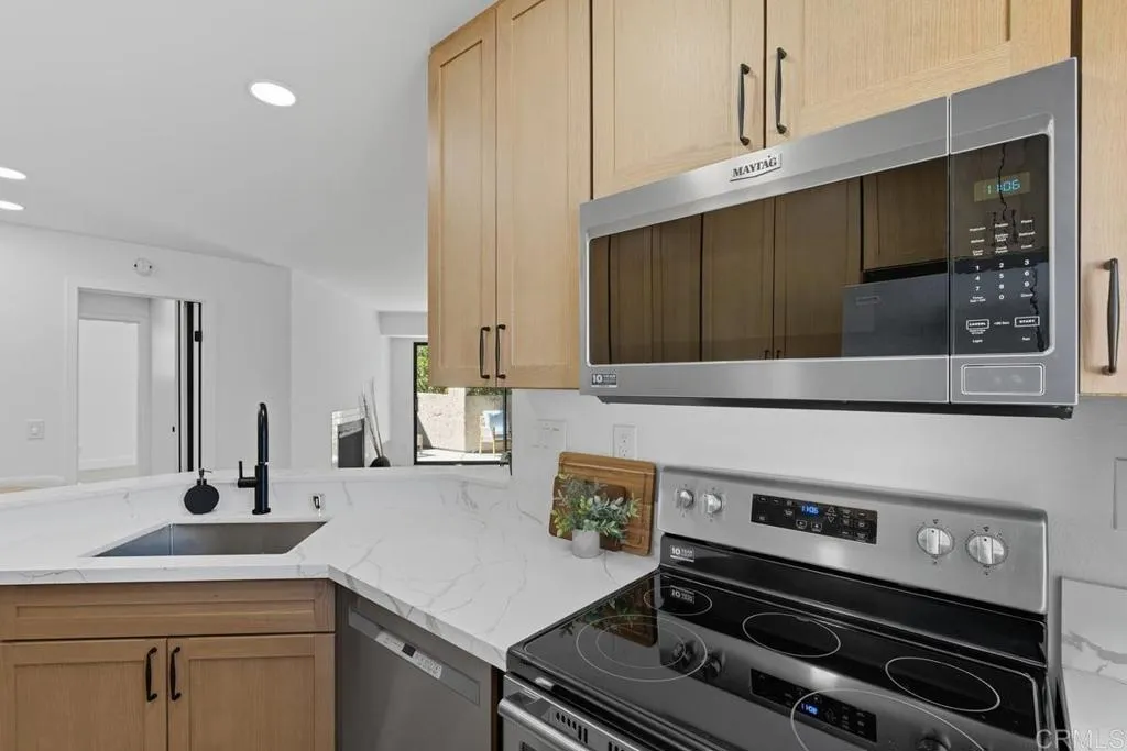 9755 Mesa Springs Way Unit: 126