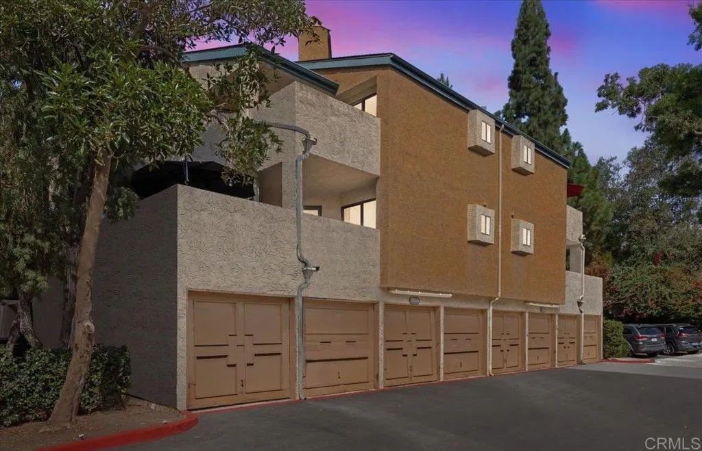 9755 Mesa Springs Way Unit: 126