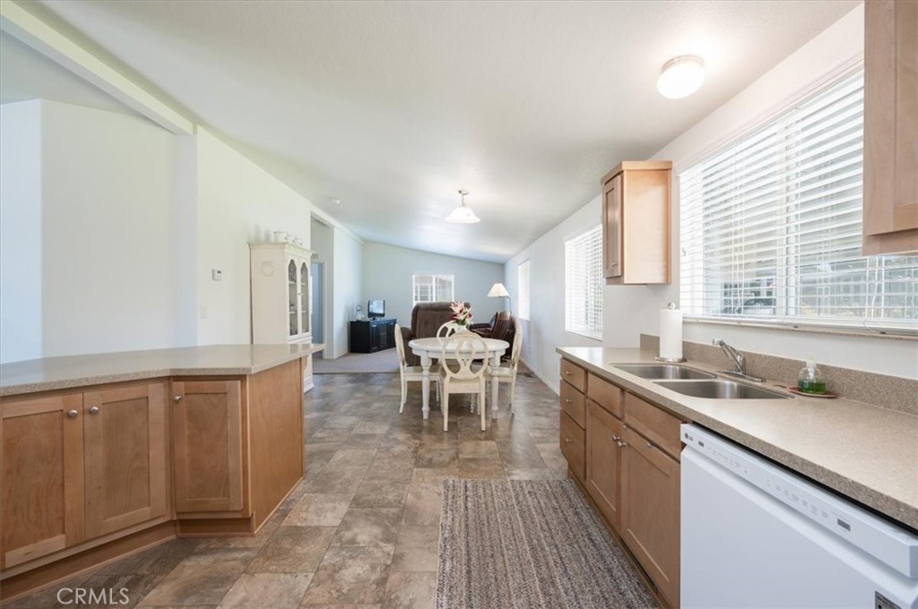 765 Mesa View Drive 1