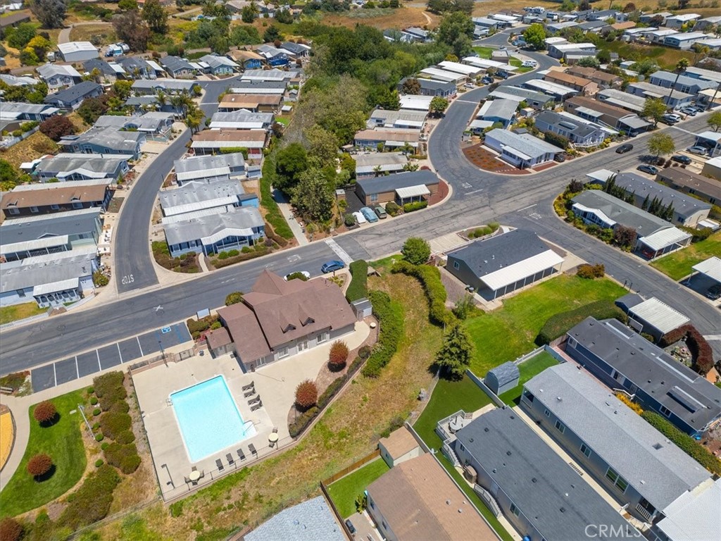 765 Mesa View Drive 1