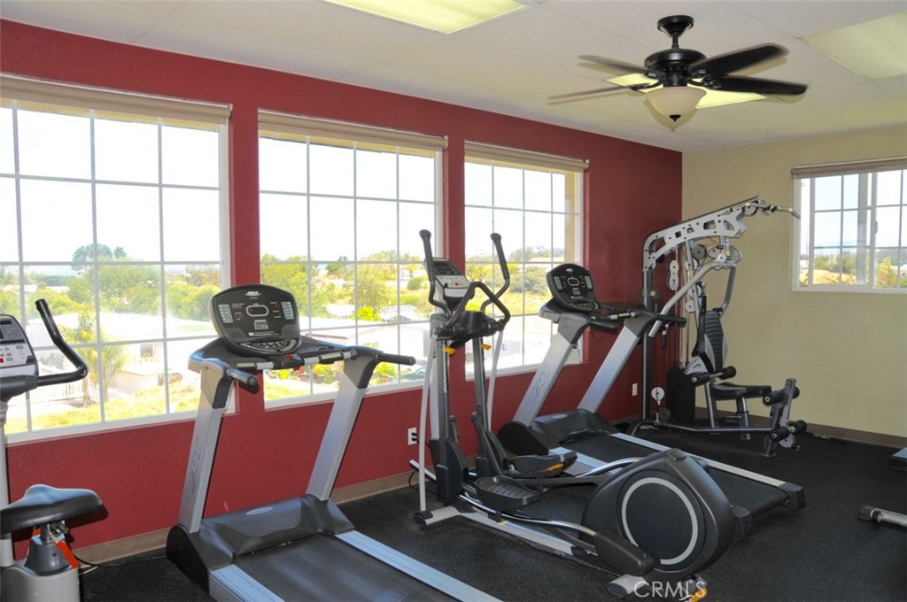 765 Mesa View Drive 1