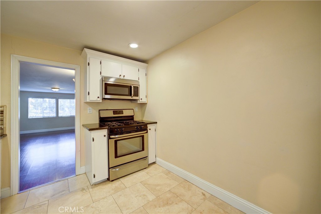 870 Southland Street A&B